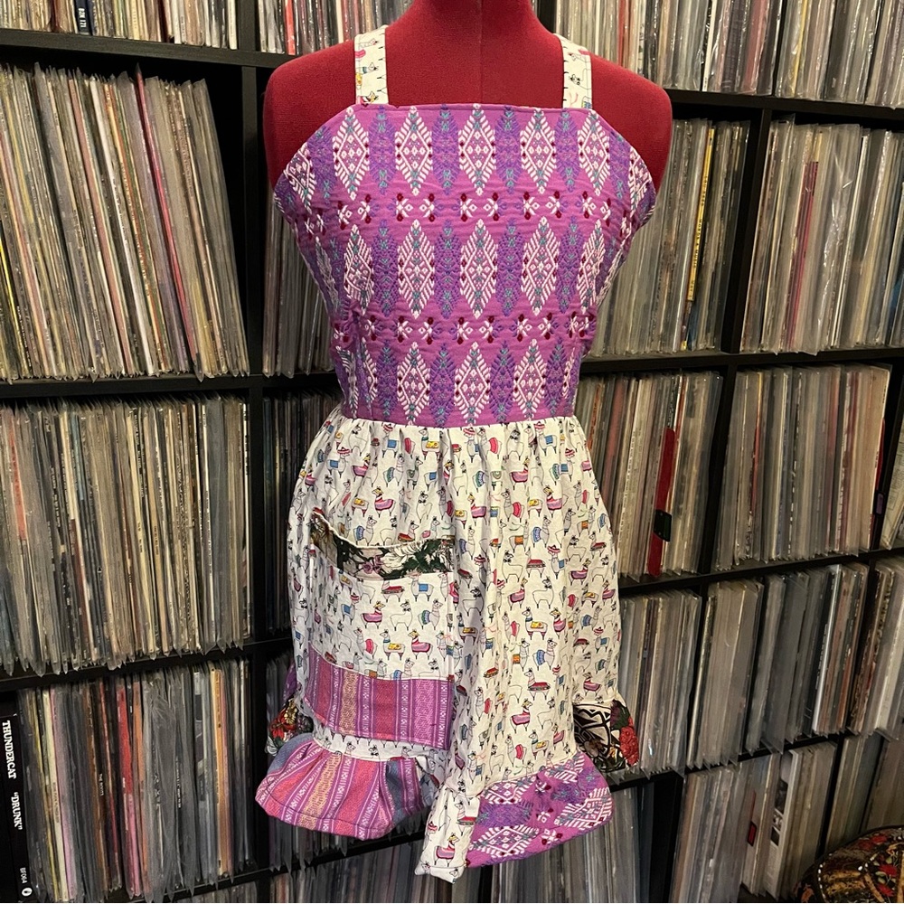 TABOOT llama apron top woven pocket corset open back festival 🦙 💜 🩷 - Picture 4 of 9
